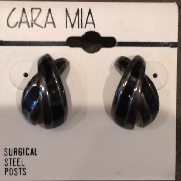 NWT original owner 1980s earrings​ - Picture 2 of 4